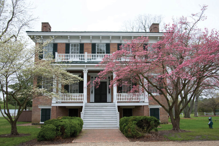 Lee Hall Mansion