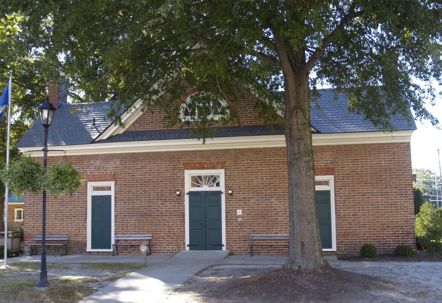 Mathews County Courthouse