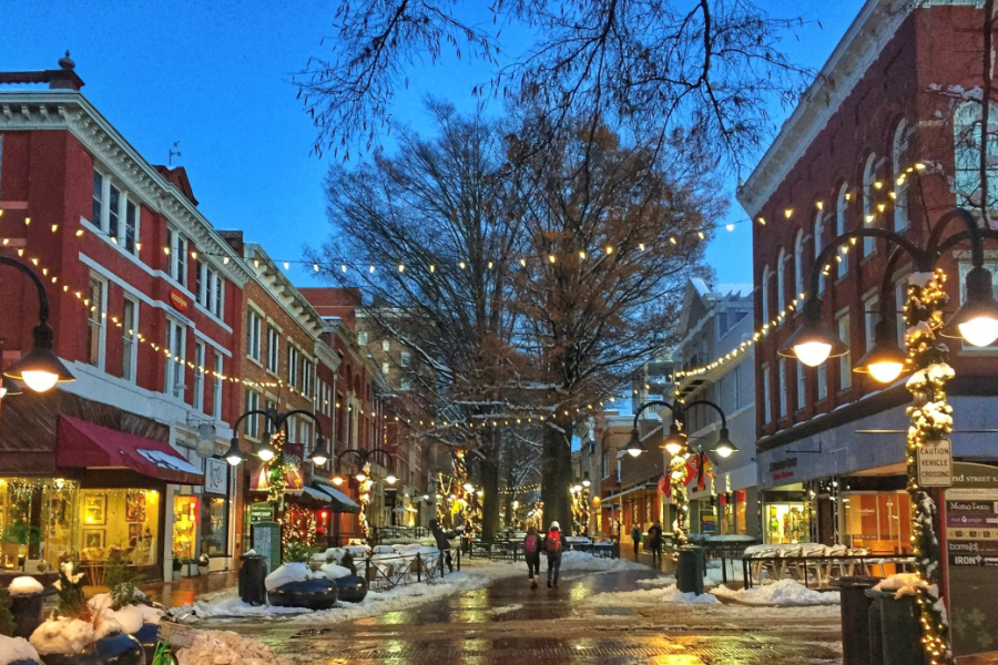 downtown mall holiday 7a14c3656c4d4ff78530be83ce987574